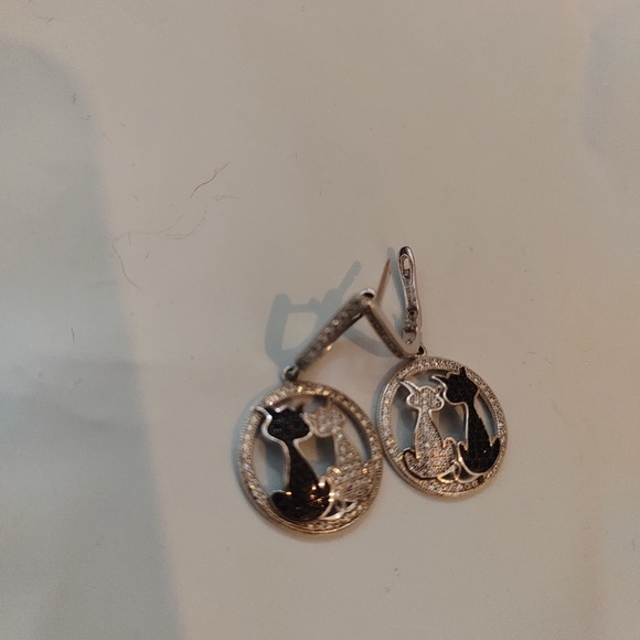 Sterling Silver RH CZ Brilliant Embers Love Cats Dangle Hinged Hoop Earrings - Picture 7 of 7